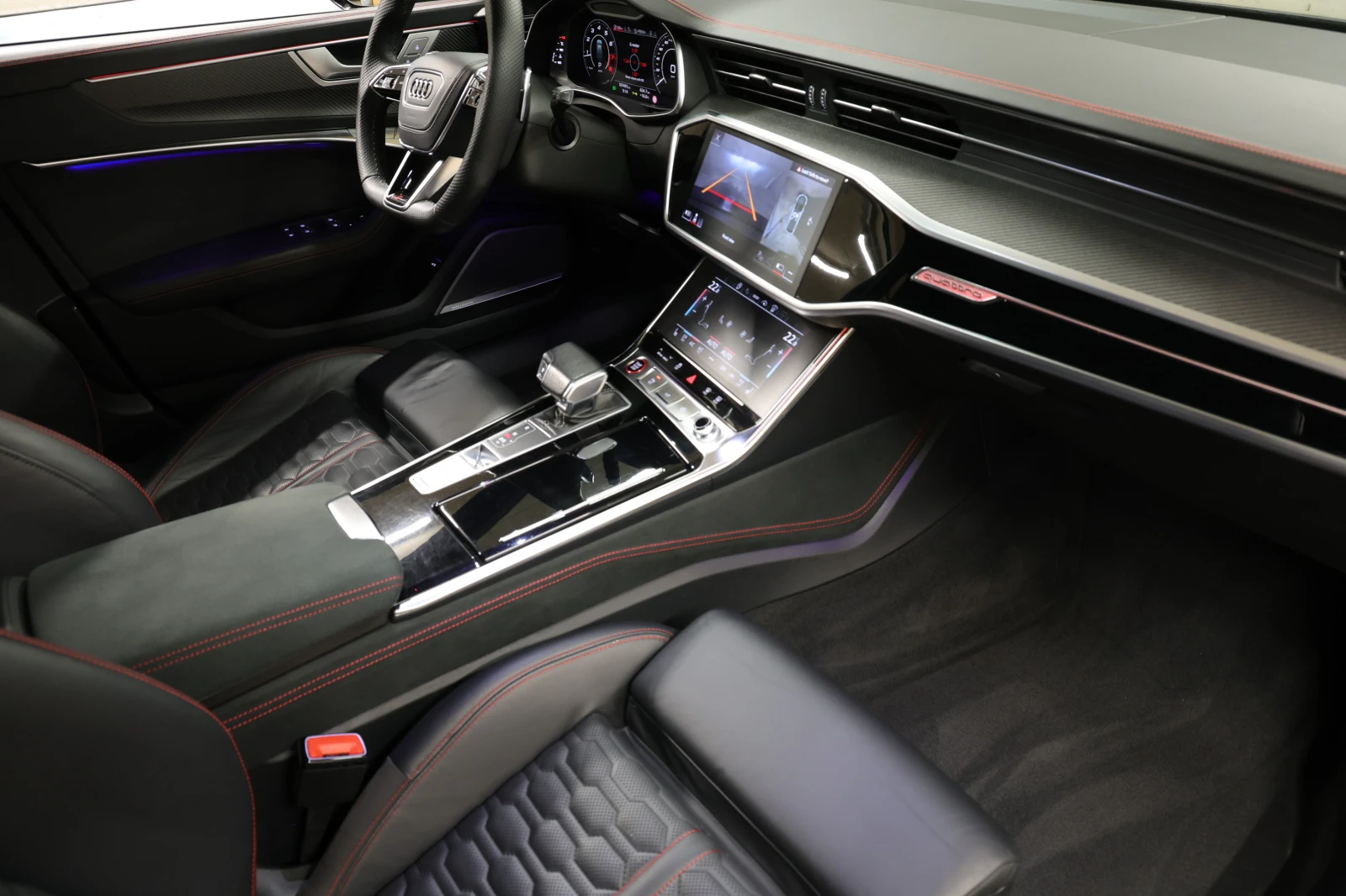 AUDI RS6 PERFORMANCE — 4/9